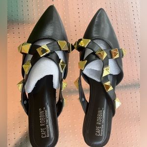 Brand new cape robins “mules” in the box